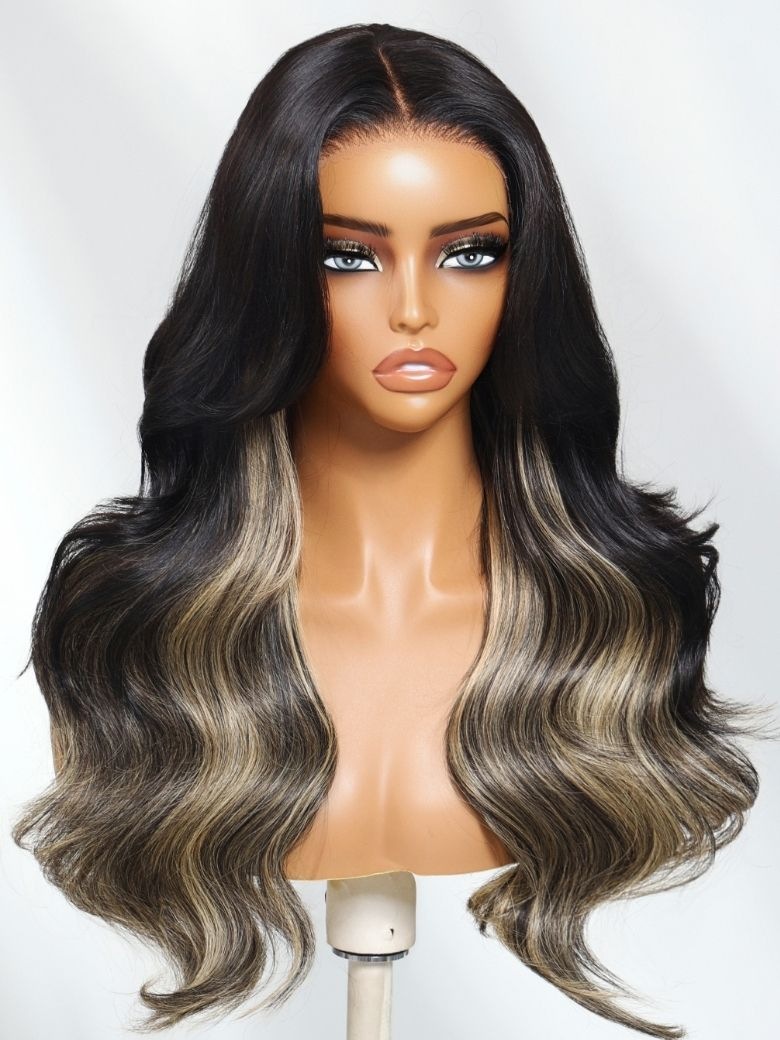 
    Nadula 7x5 Loose Wave Closure Wig 1B/Gray Blonde Highlights Bye Bye Knots Wig with Invisi Drawstring